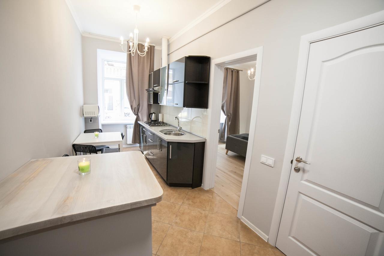 Vicheva Apartments Λβιβ Εξωτερικό φωτογραφία